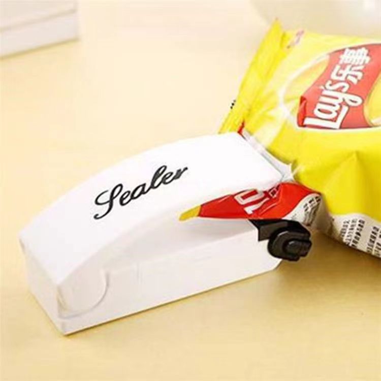 Mini Sealing Machine Small Household Plastic Sealer Snack Moisture-Proof Sealing Artifact Portable Hand Press Plastic Bag Sealer
